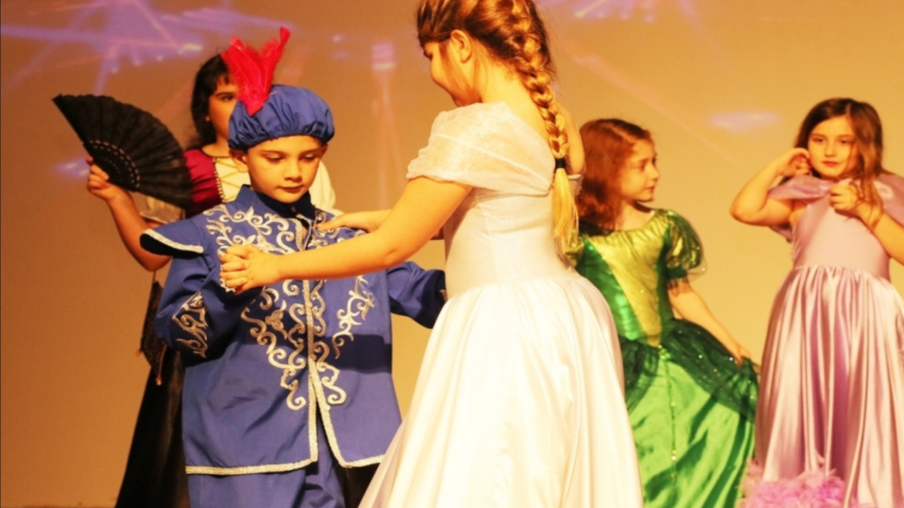 Yaratıcı Drama Nedir? Çocuklar İçin Faydaları Nelerdir?